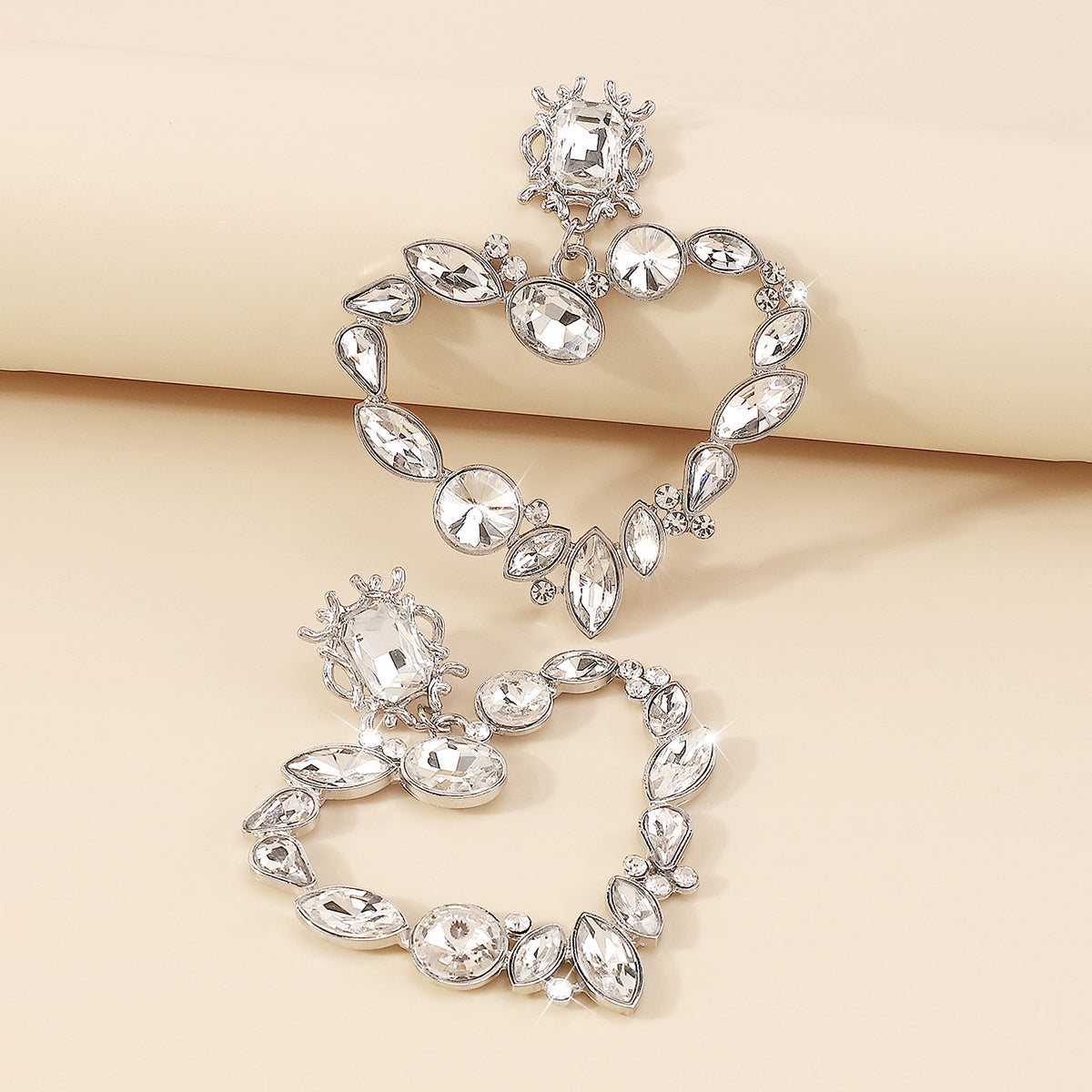 Exquisite Rhinestone Heart Dangle Earrings medyjewelry