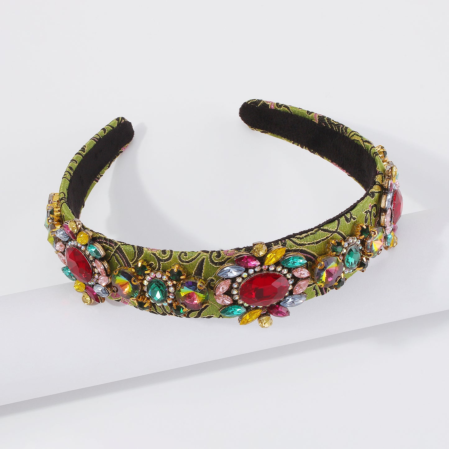 Retro Embroidery Rhinestone medyjewelry