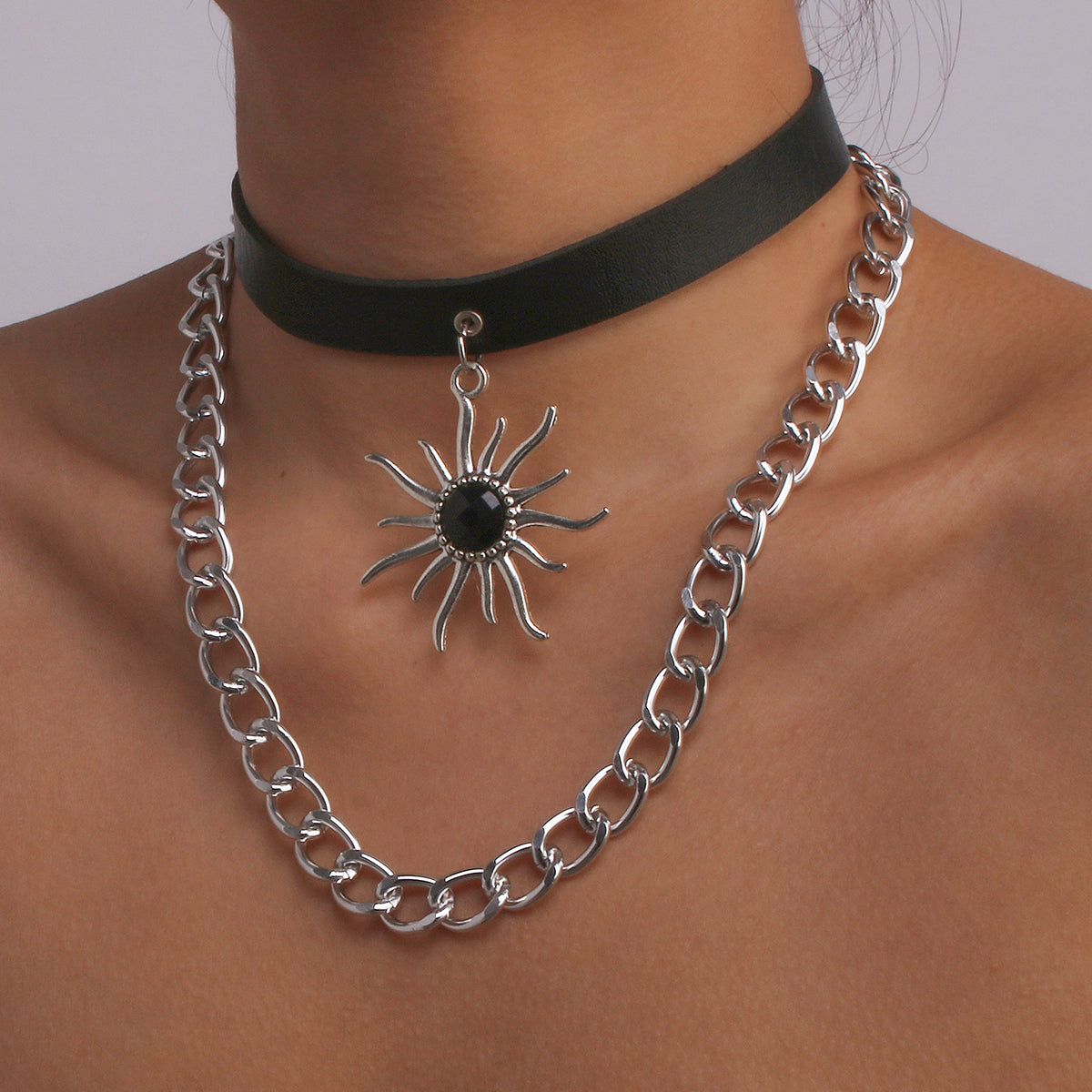 Punk Curb Chain PU Leather Sun Pendant Necklace medyjewelry