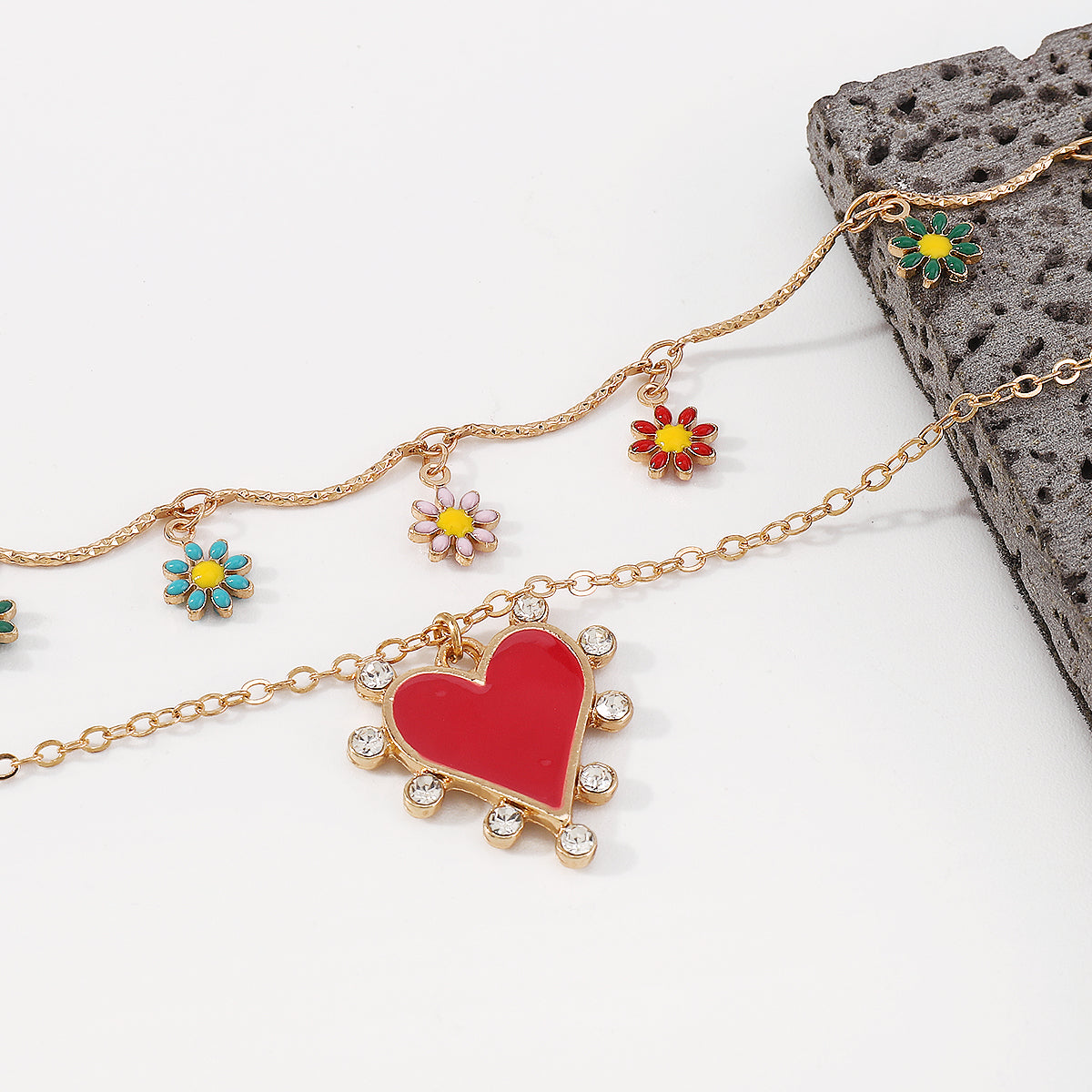 Bohemian Floral Red Enamel Heart Pendant Necklace medyjewelry