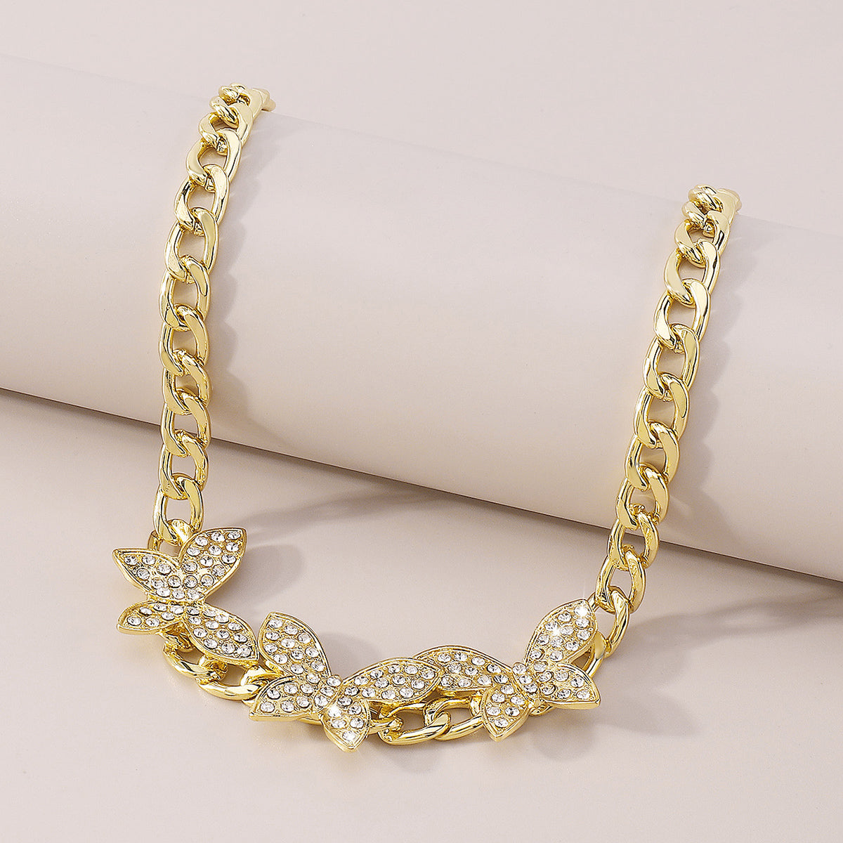 Cuban Link Chain Rhinestone Butterfly Necklace medyjewelry