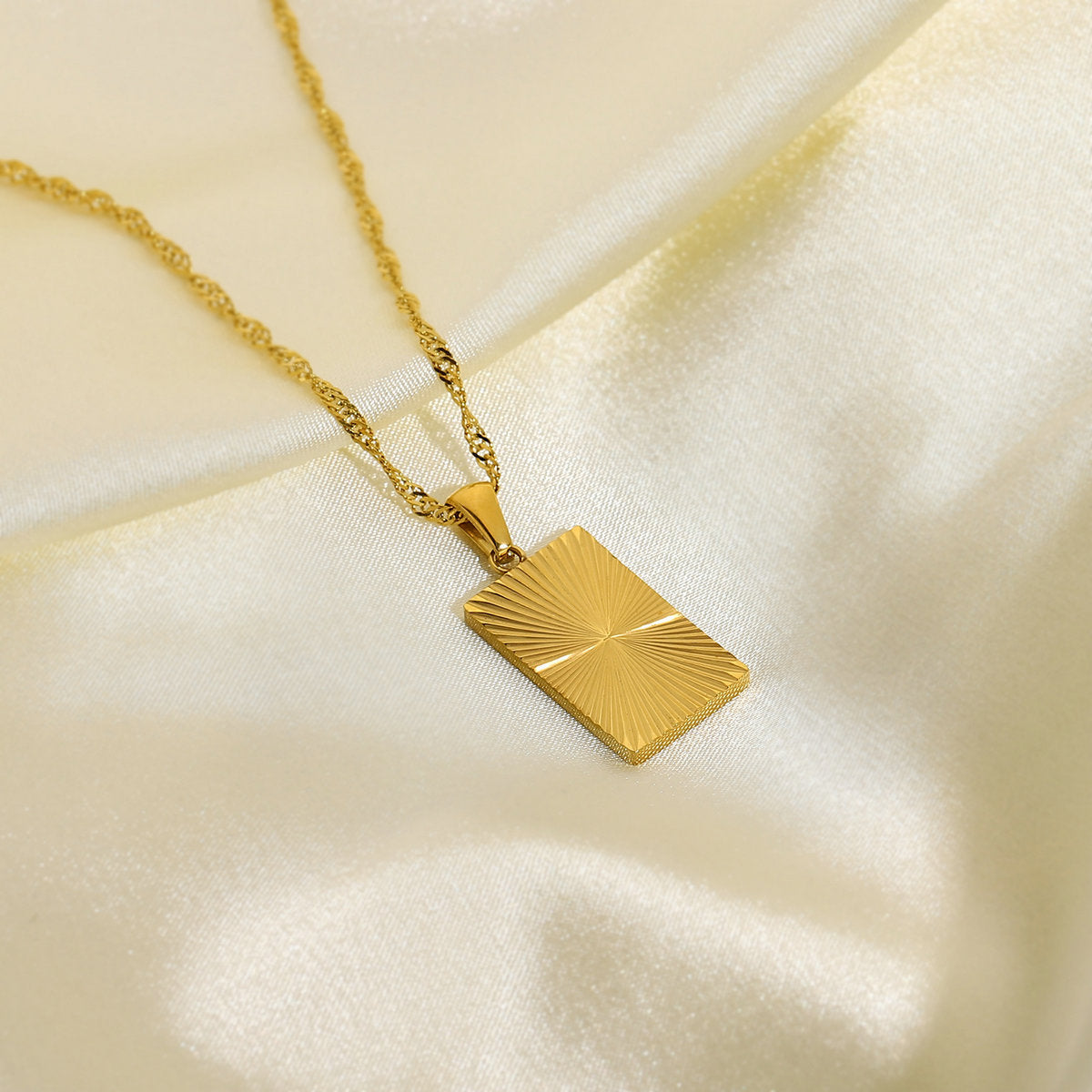 18K Gold Plated Stainless Steel Pendant Necklace medyjewelry