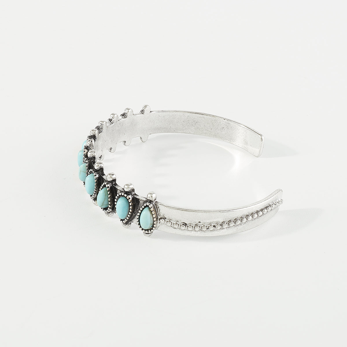 B2162 Western Blue Oval Turquoise Bracelet