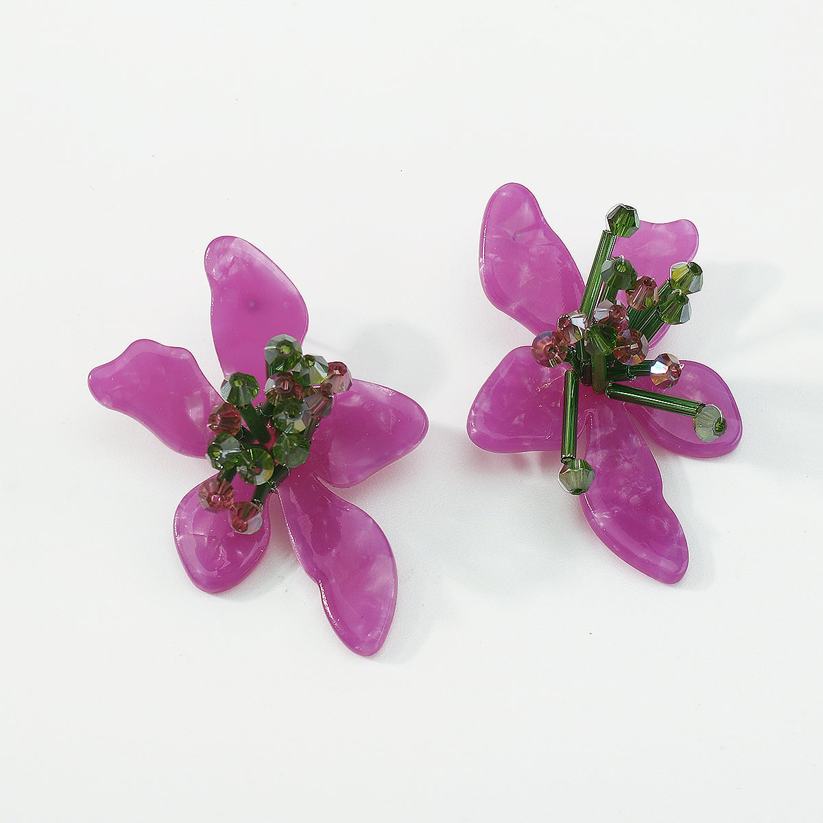 E10898H Elegant Acrylic Purple Flower Earrings