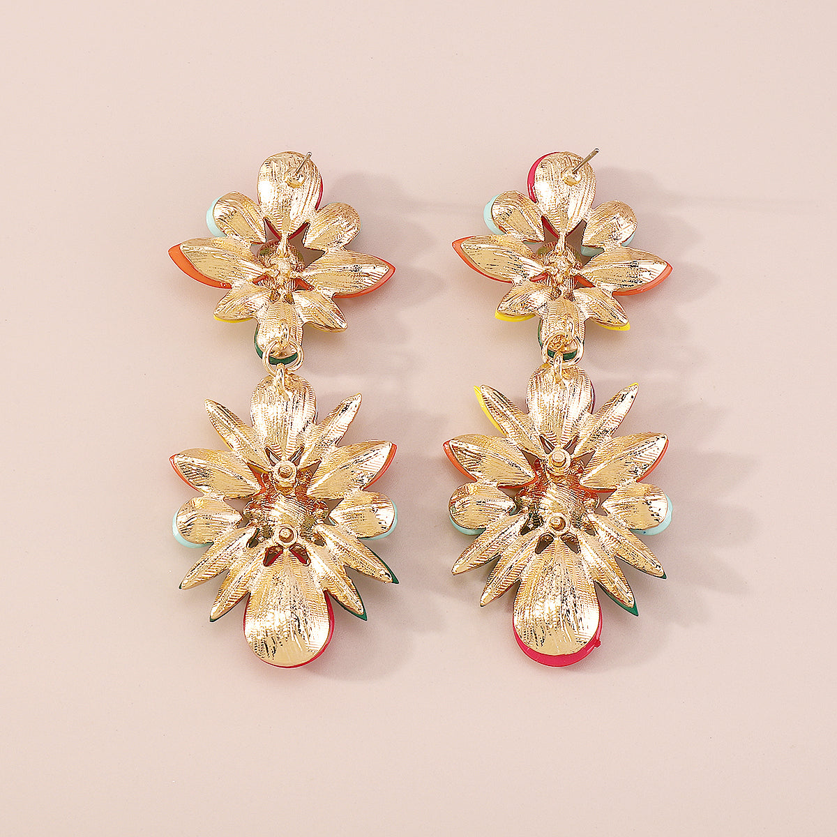 E10900 Trend Colorful Resin Flower Statement Earrings