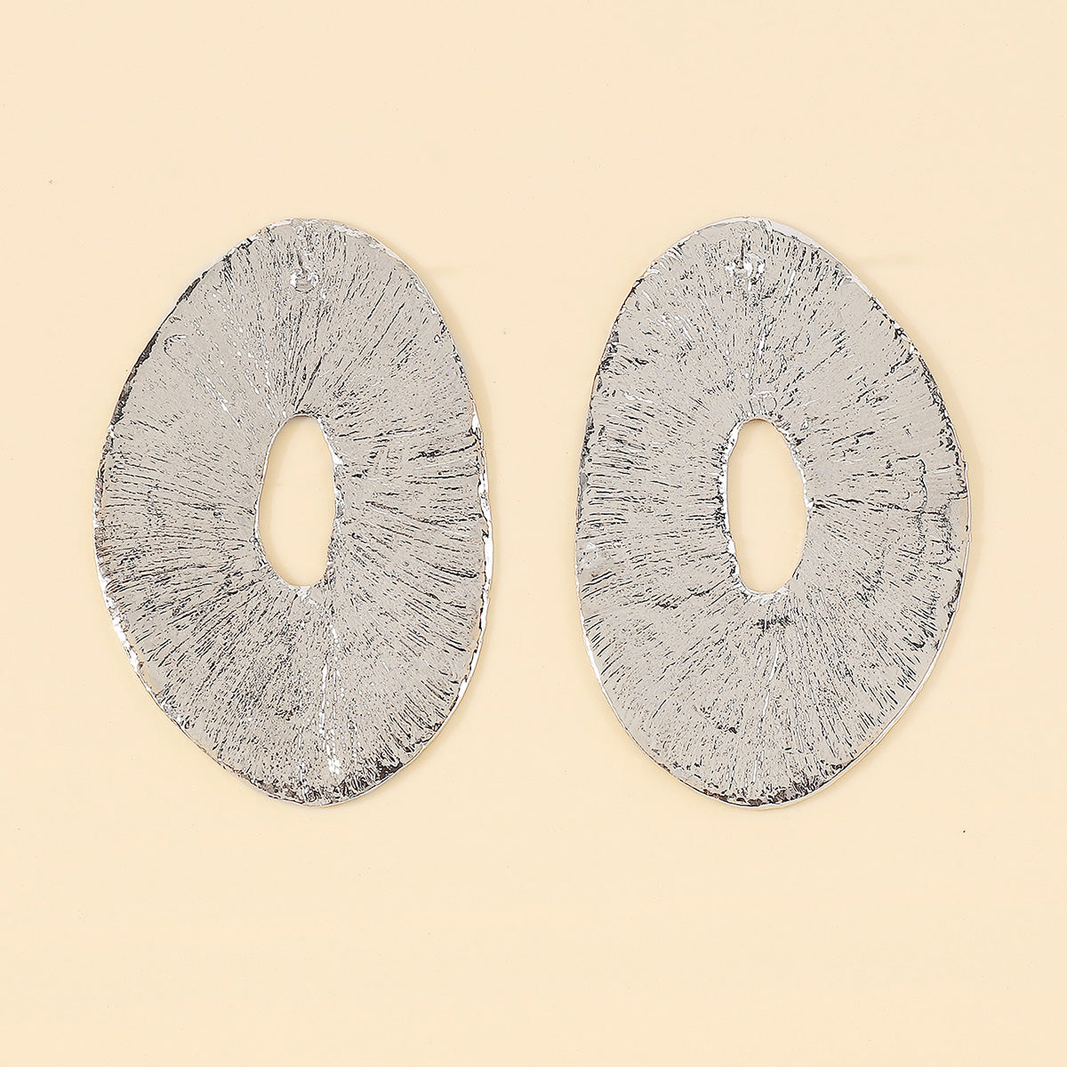 E11849 Large Metal Geometric Round Drop Earrings