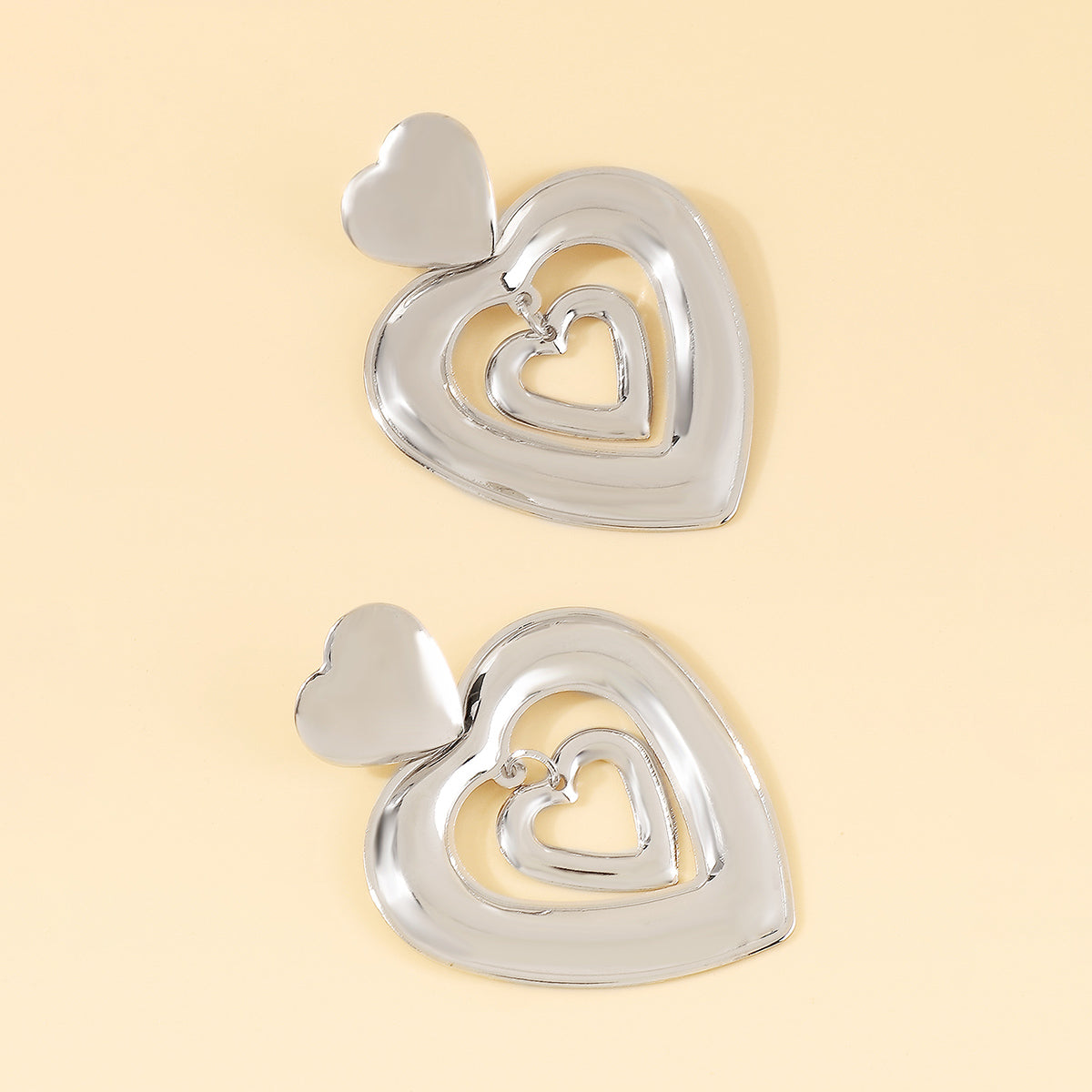 E11852 Vintage Double Metal Heart Drop Earrings