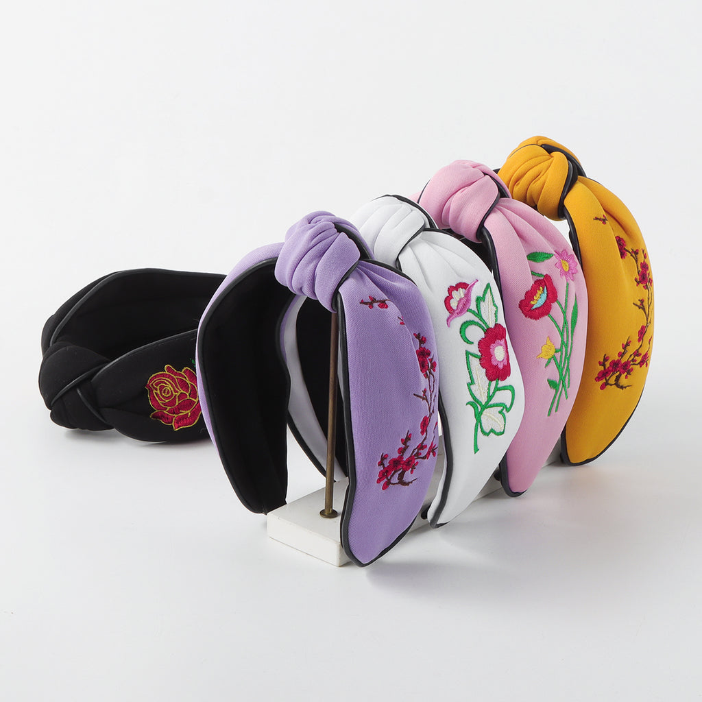 F6555 Wide Edge Floral Embroidery Knotted Headband