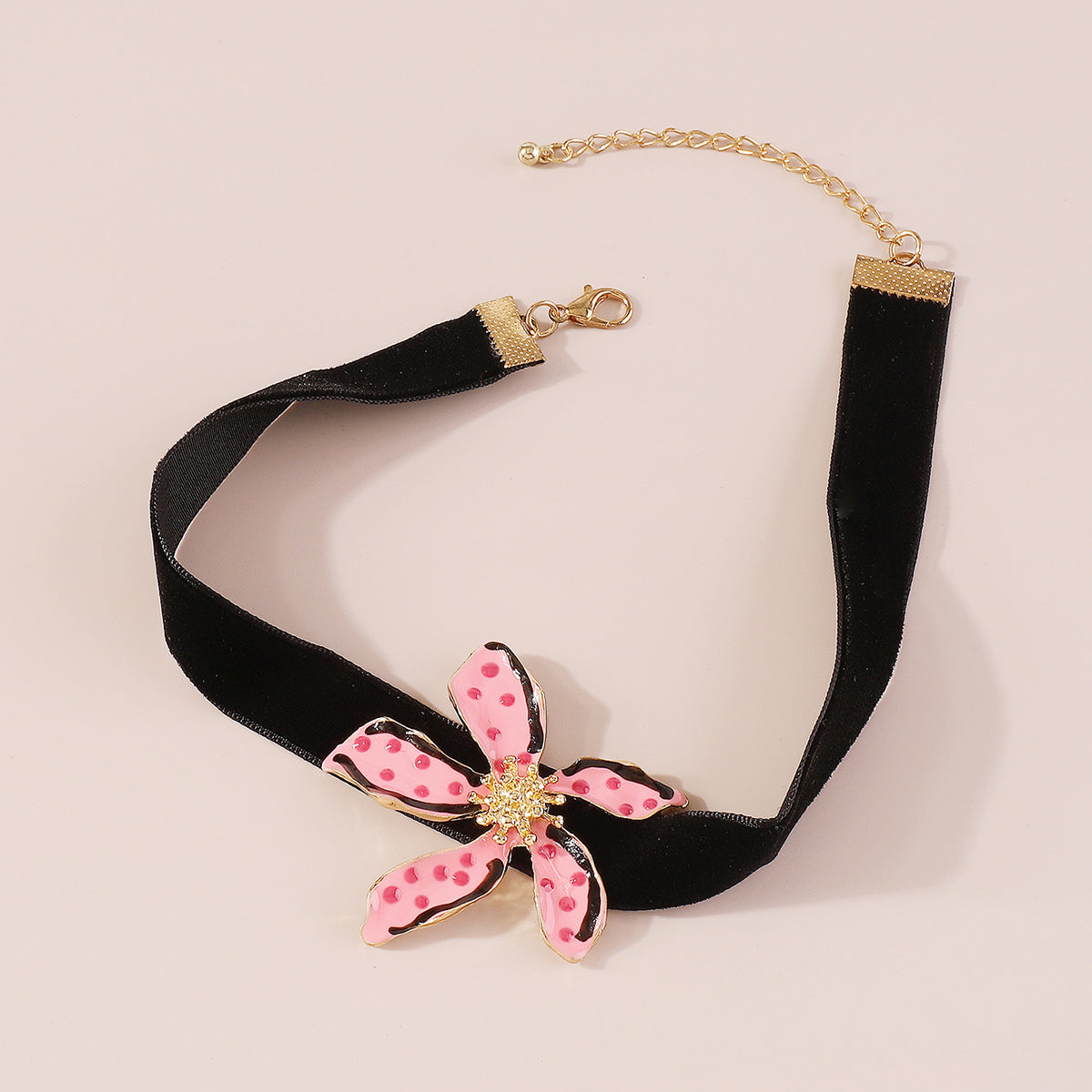 N11378 Enamel Flower Choker Necklace