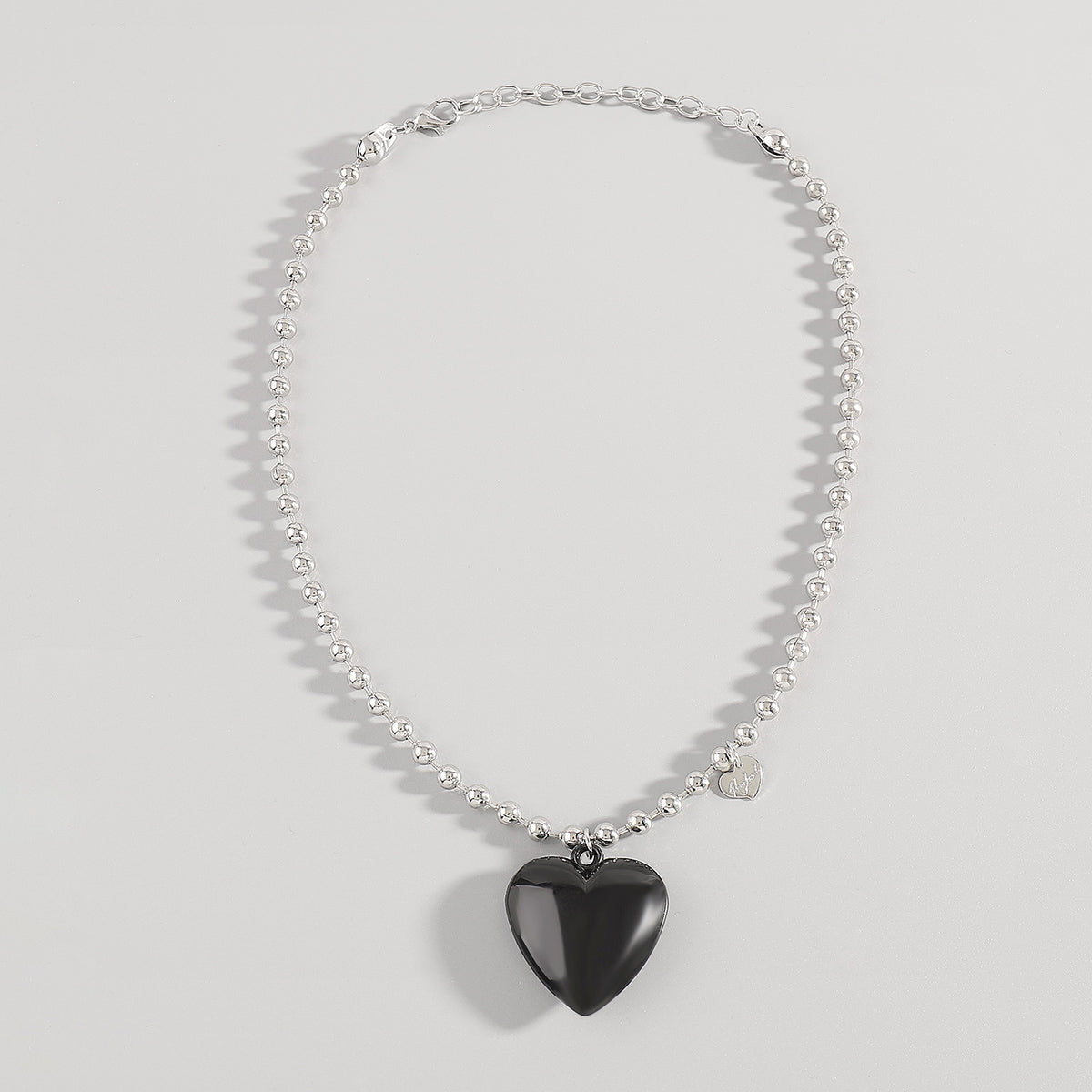 N11416 Metal Bead Chain Heart Pendant Necklace