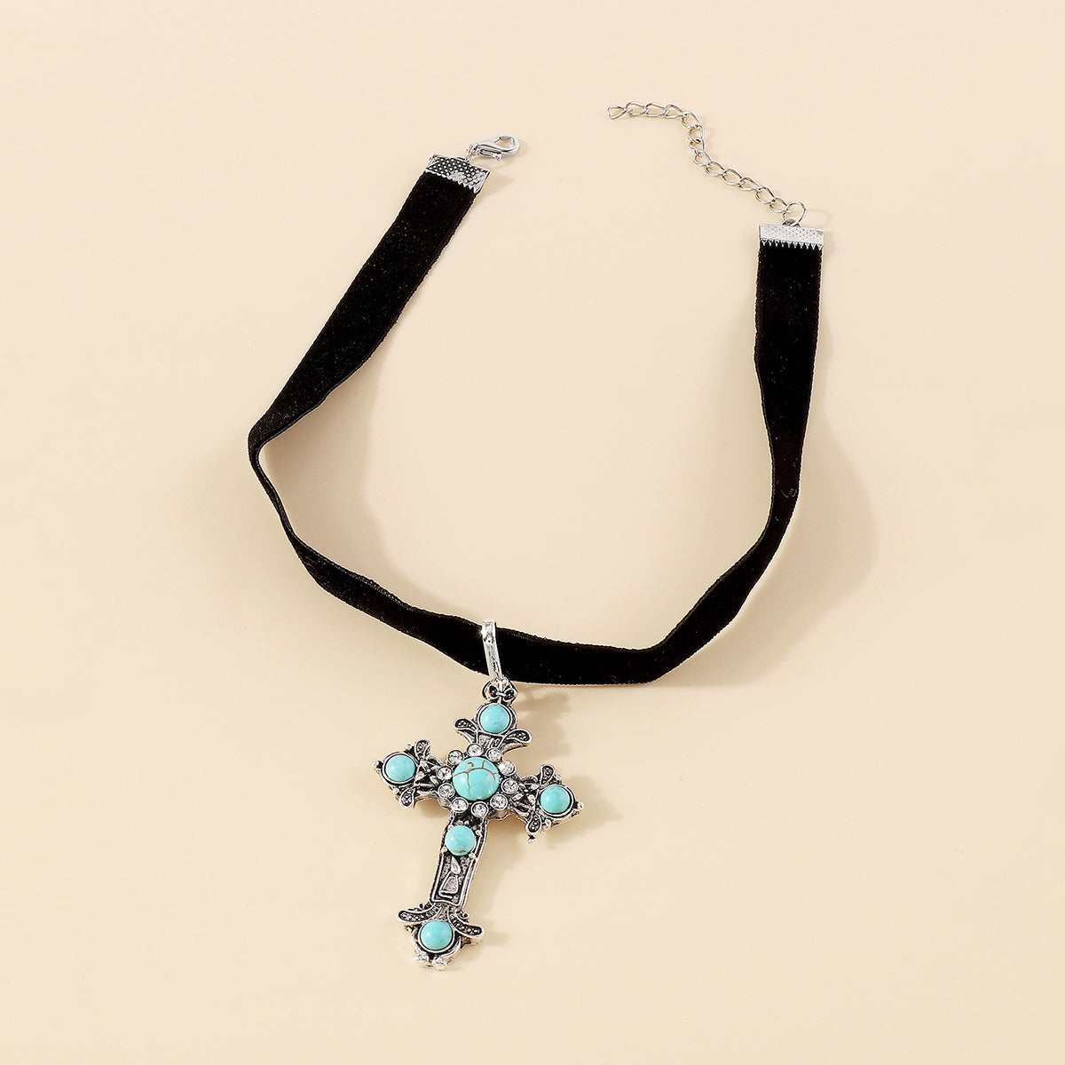 N11422 Vintage Turquoise Cross Pendant Necklace