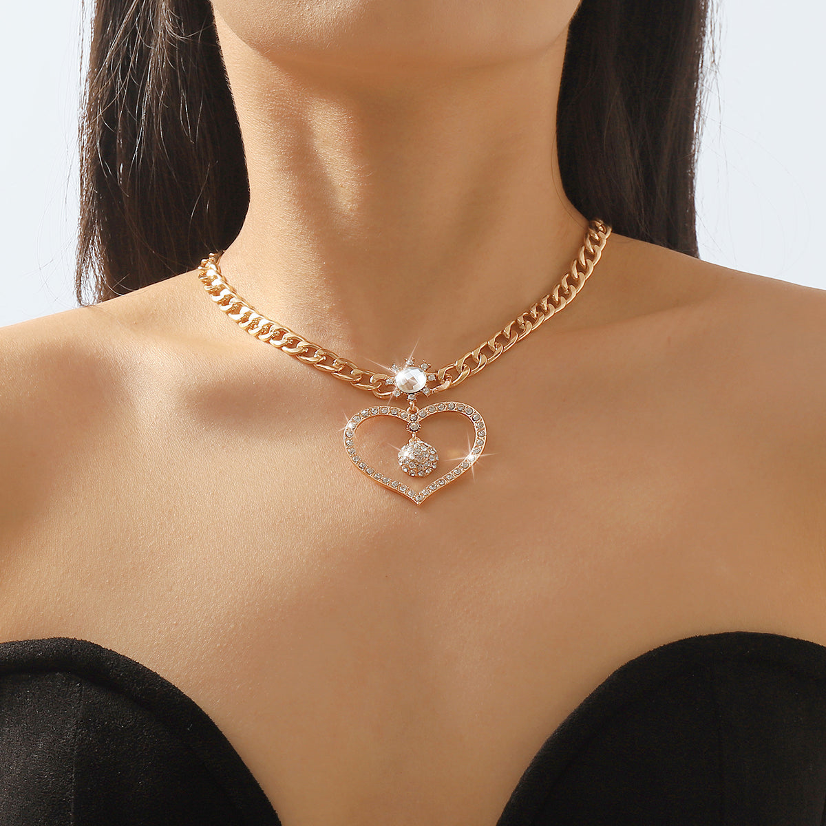 N11469 Chunky Chain Rhinestone Heart Pendant Necklace