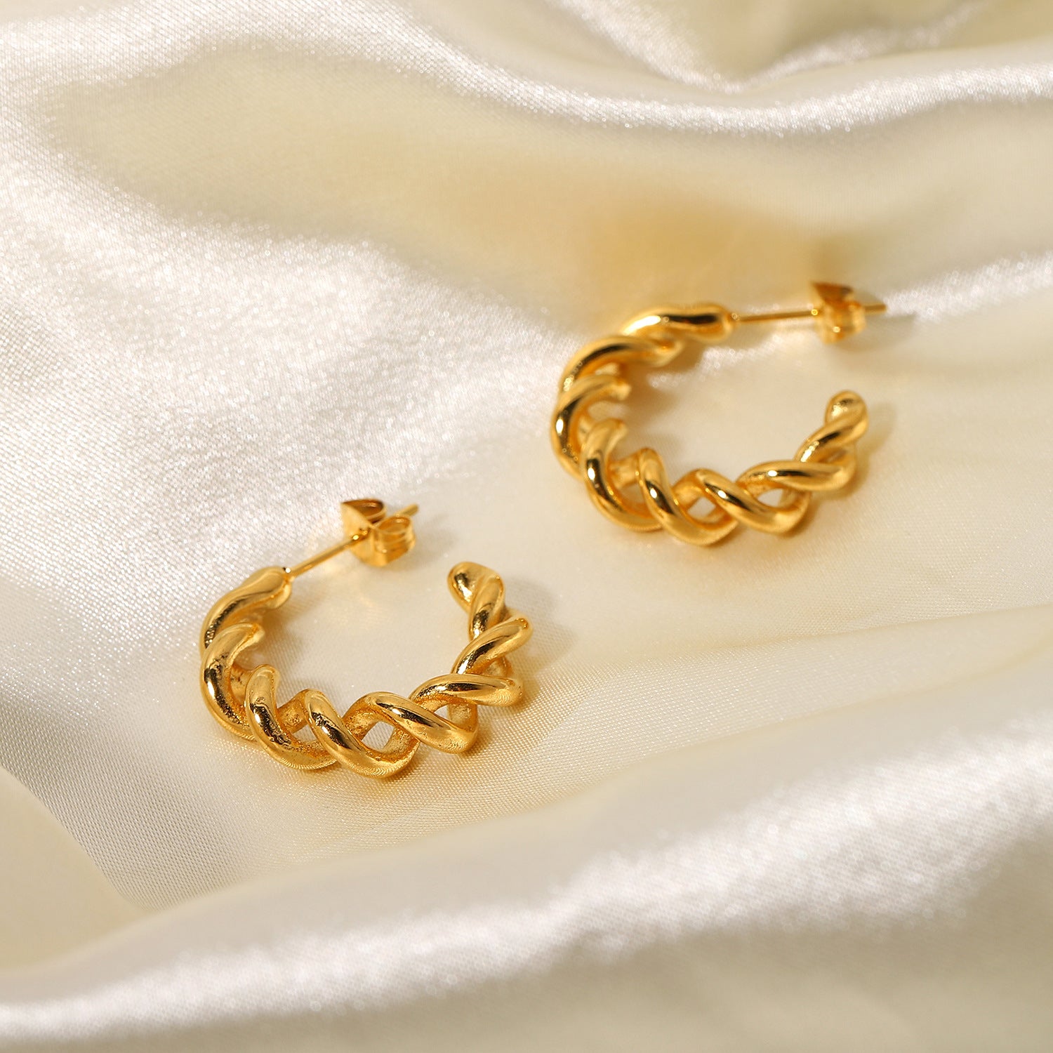 18K Gold Plated Stainless Steel Twisted Wire Hoop Earrings medyjewelry
