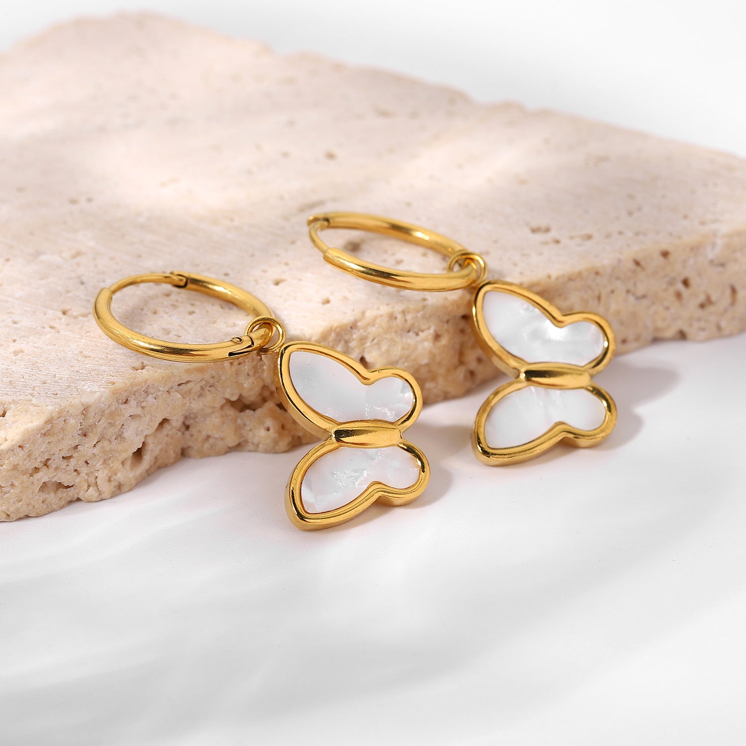 Butterfly Hoop Earrings medyjewelry