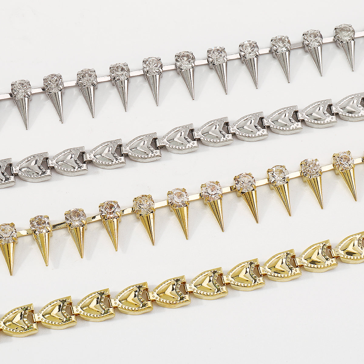 Spike Rivet Rhinestone Choker Necklace medyjewelry