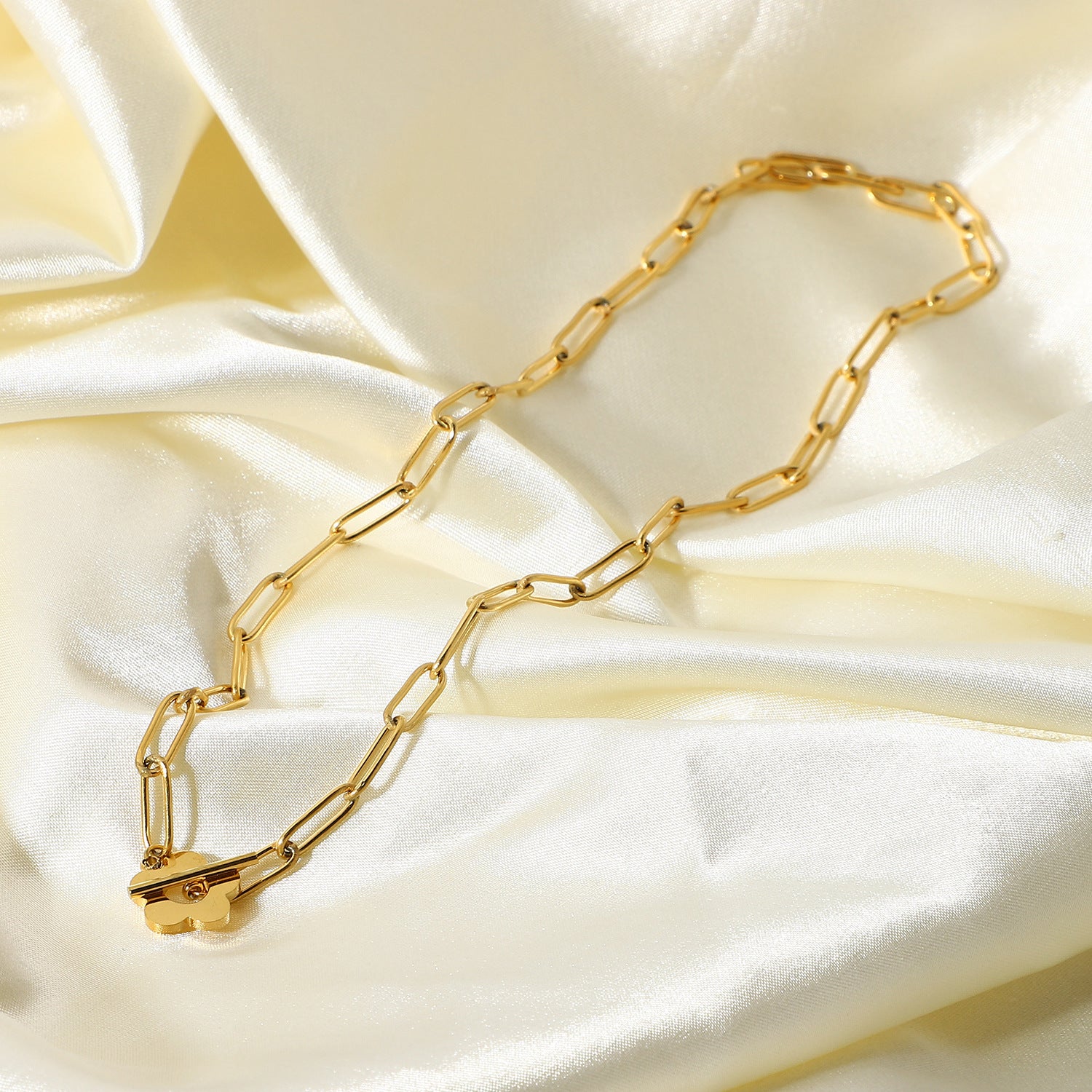 Cute Flower OT Stick Buckle Pendant Necklace medyjewelry